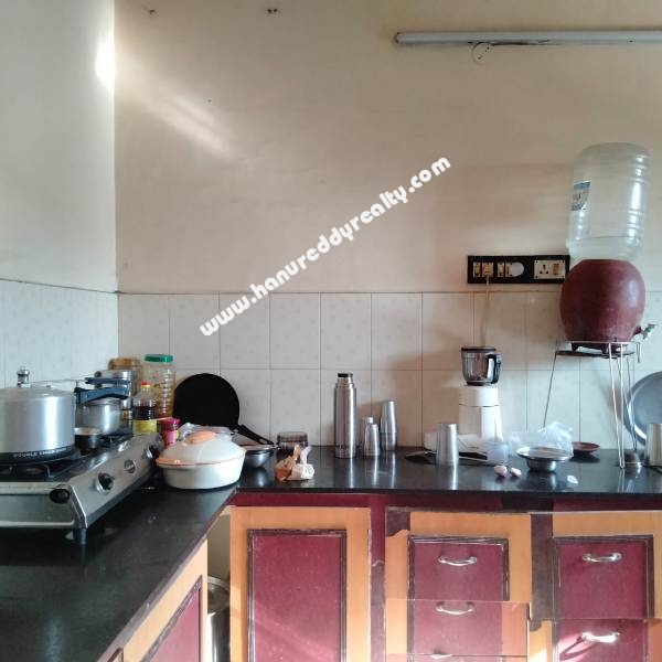 Residential independent building with Rental for Sale at Choolai